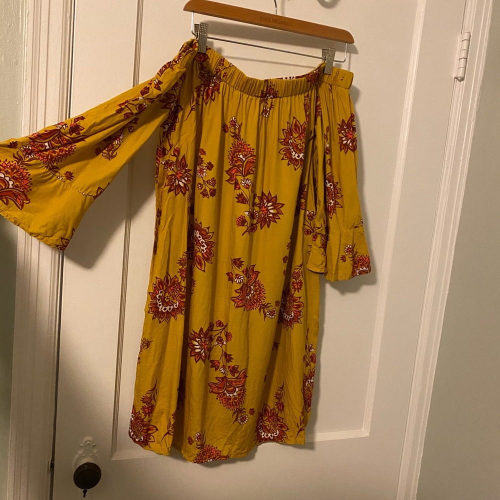 Off the shoulder floral dress